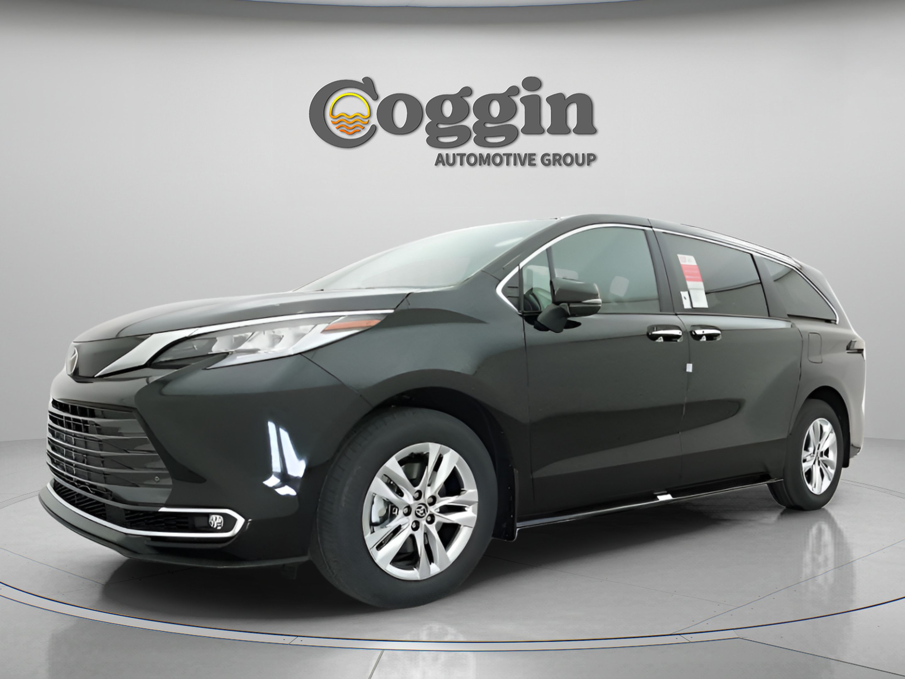 Certified 2026 Toyota Sienna Limited FWD image 1