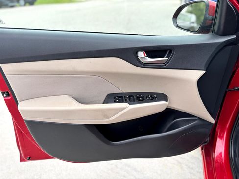 Used 2021 Hyundai Accent SE image 20