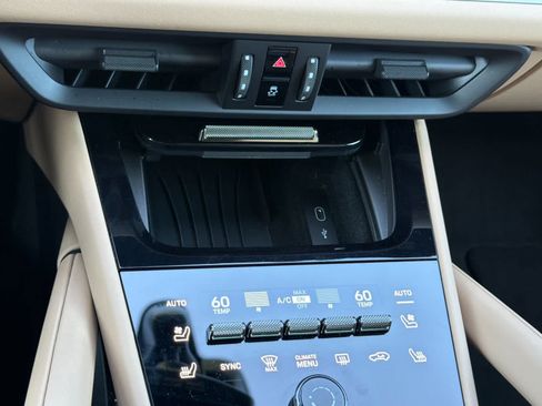 Certified 2026 Porsche Cayenne S AWD/4WD image 22