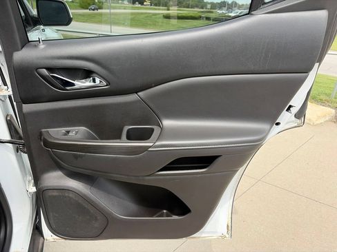 Used 2017 GMC Acadia SLT FWD image 35