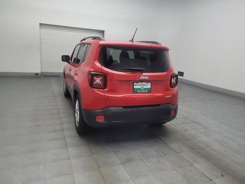 Used 2015 Jeep Renegade Latitude FWD image 5