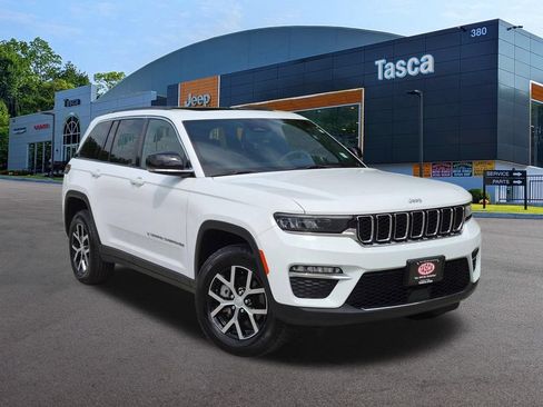 Used 2024 Jeep Grand Cherokee Limited AWD/4WD image 1