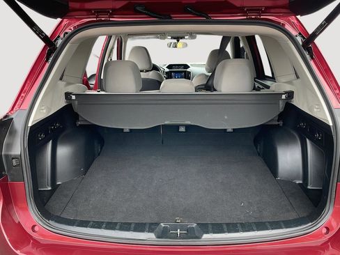 Used 2021 Subaru Forester Premium image 13