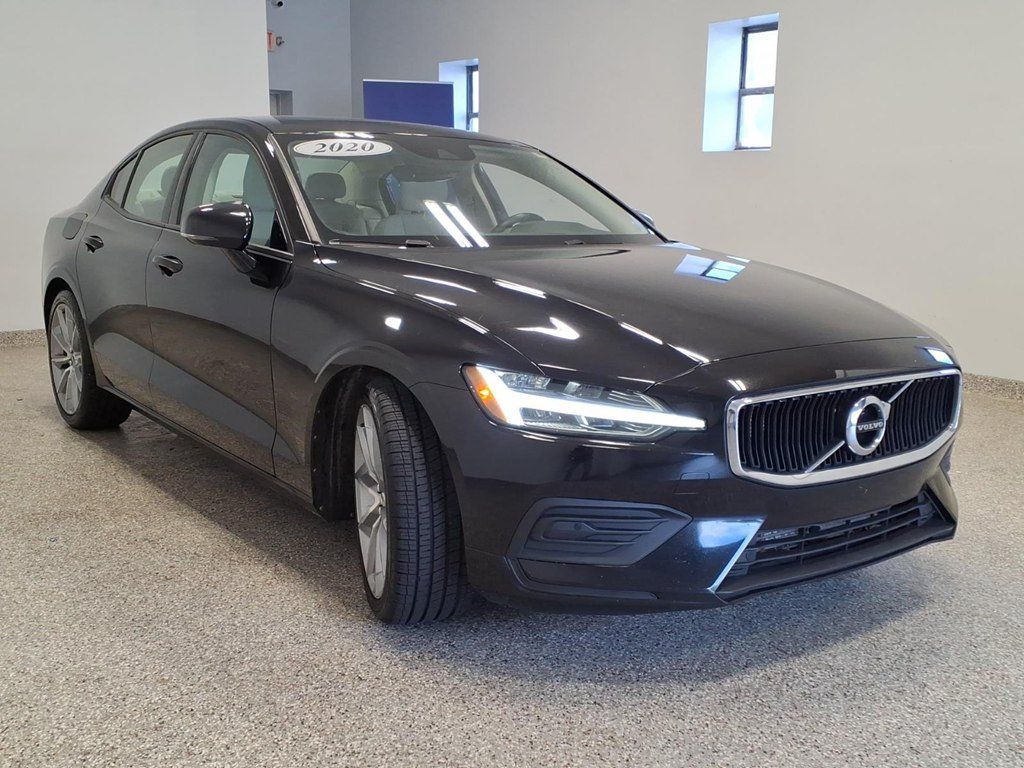 Used 2020 Volvo S60 T6 Momentum AWD/4WD image 3