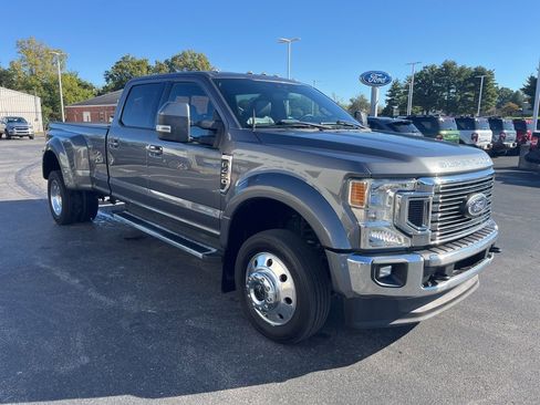 Used 2022 Ford F450 Lariat w/ Lariat Value Package image 7