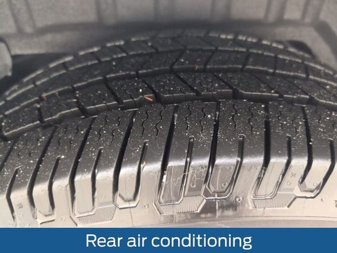 Used 2015 Lincoln Navigator L 2WD image 22