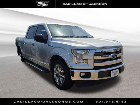 Used 2017 Ford F150 Lariat RWD image 2