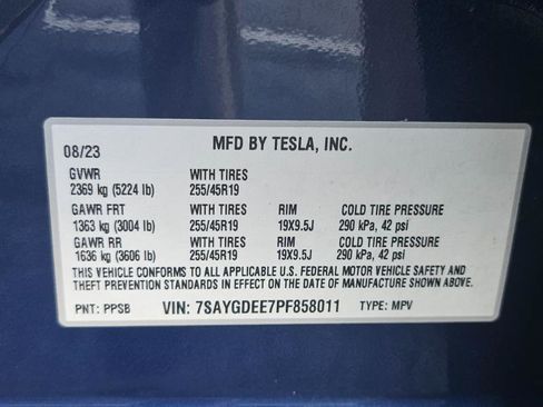 Used 2023 Tesla Model Y Long Range AWD/4WD image 37