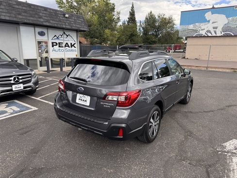 Used 2018 Subaru Outback 3.6R Limited AWD/4WD image 7