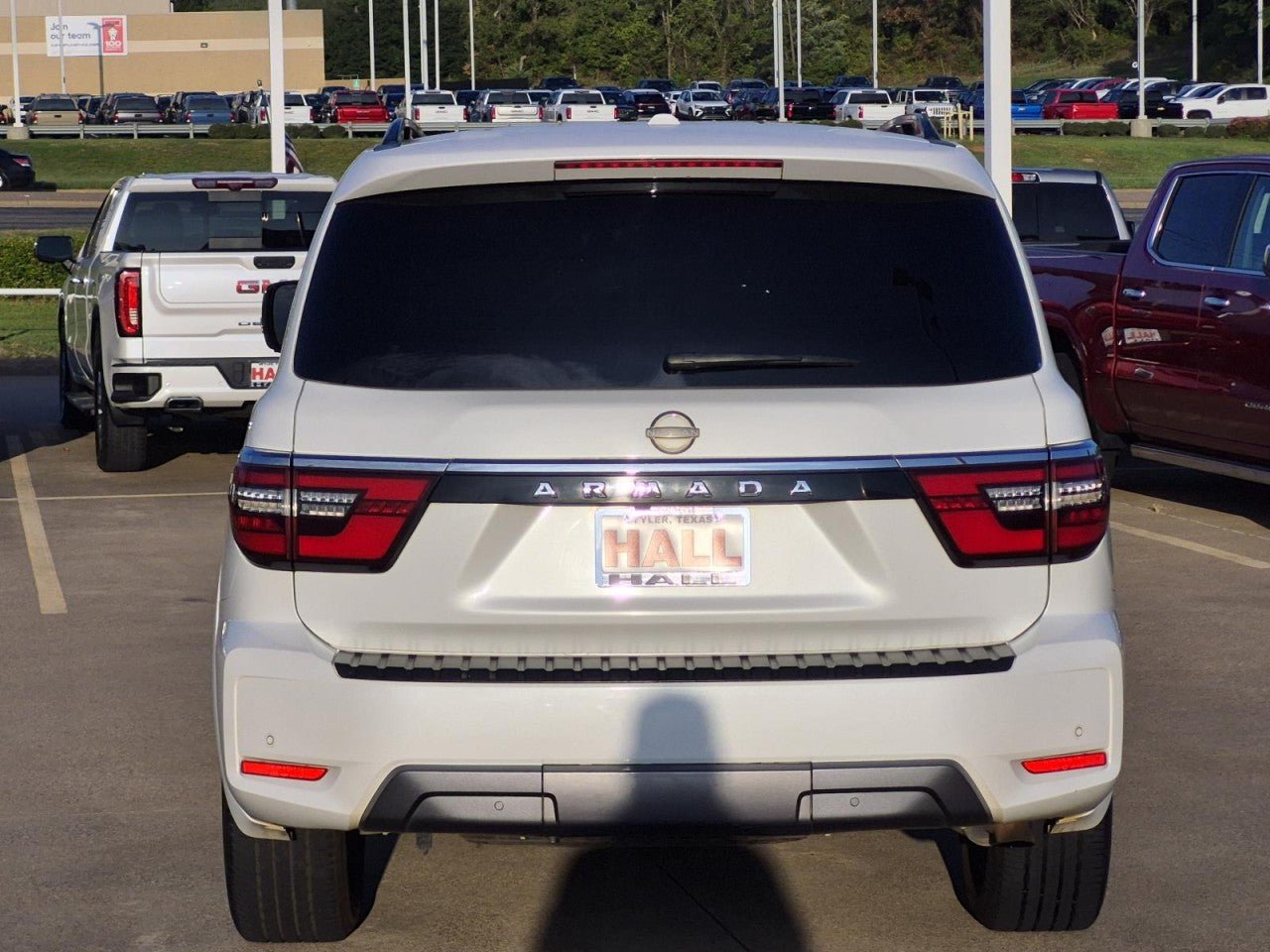 Used 2023 Nissan Armada SL RWD image 5
