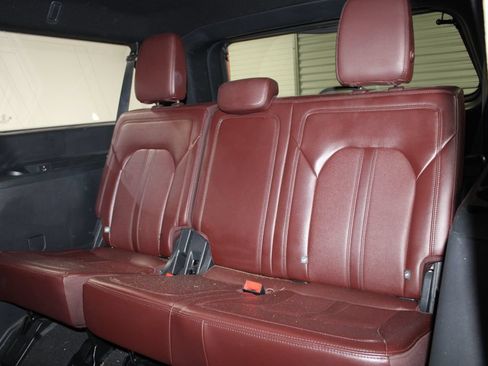 Used 2024 Ford Expedition Max Limited AWD/4WD image 22
