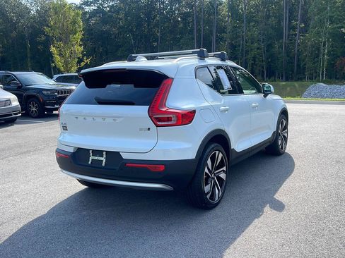 Used 2023 Volvo XC40 B5 Ultimate w/ Protection Package Premier AWD/4WD image 7