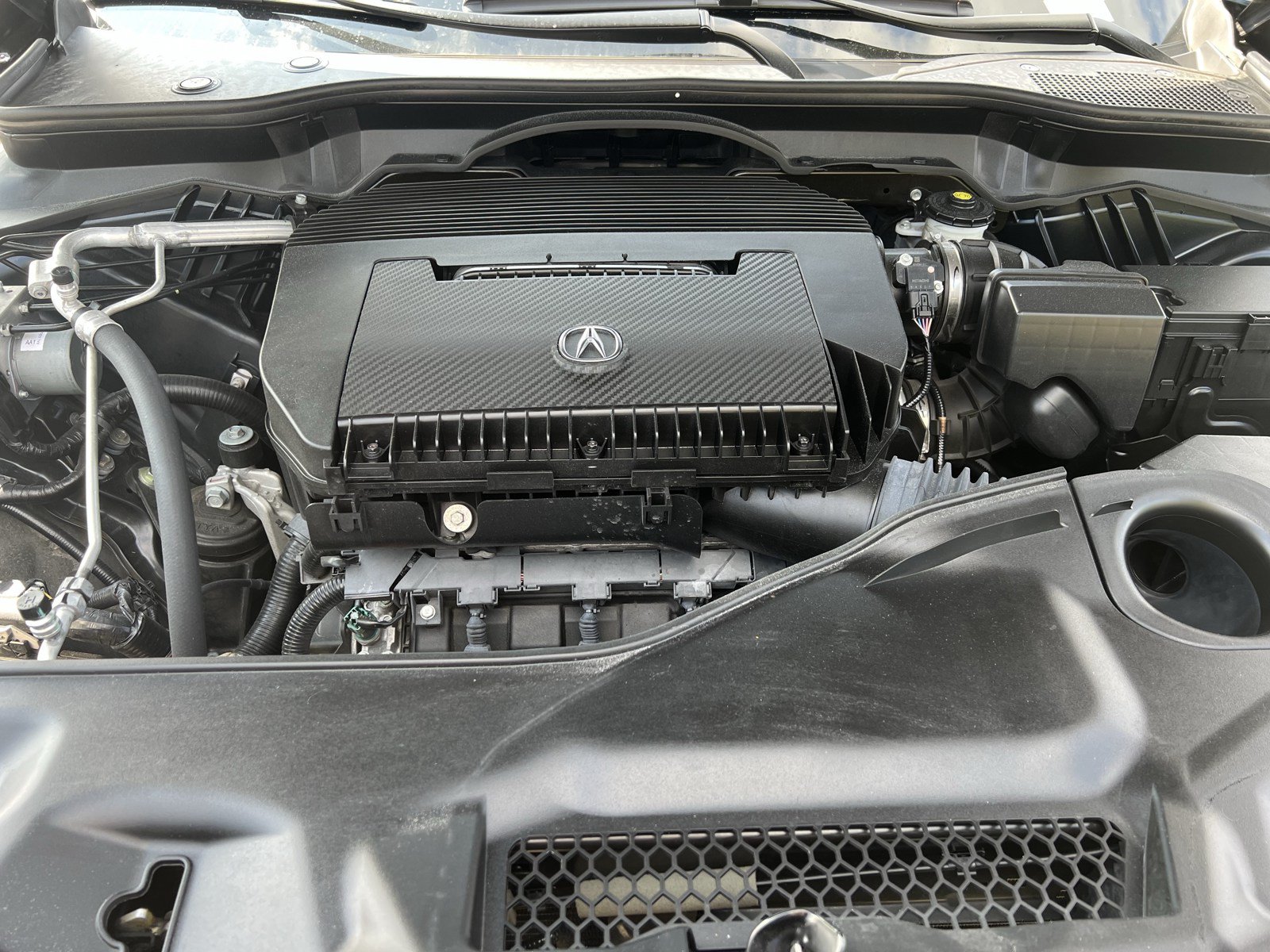 Certified 2025 Acura MDX w/ Technology Package FWD image 36