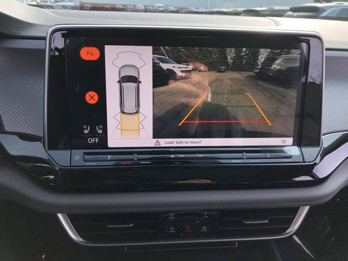 New 2026 Volkswagen Atlas Peak Edition AWD/4WD image 27