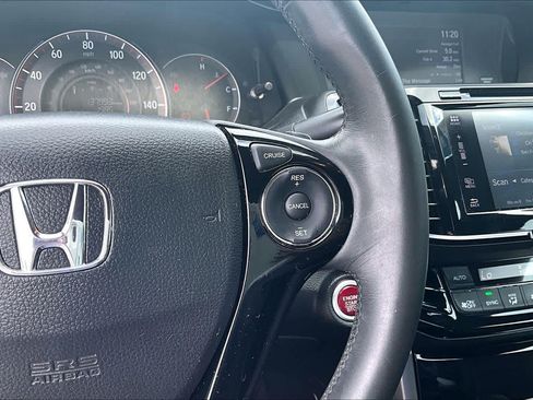 Used 2017 Honda Accord EX-L image 23