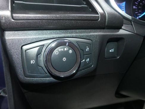 Used 2019 Ford Fusion Titanium image 30