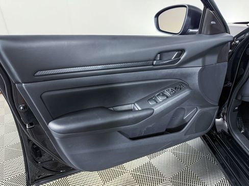 Certified 2025 Nissan Altima 2.5 S image 37