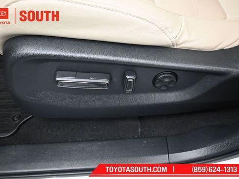 Used 2019 Honda CR-V Touring image 24