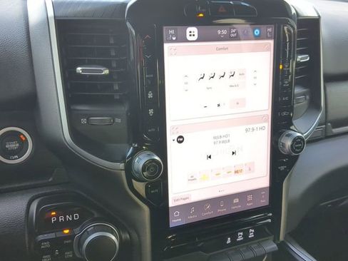 Used 2025 RAM 1500 Big Horn image 25