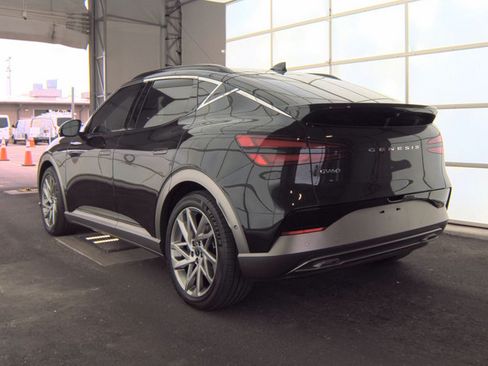 Used 2025 Genesis GV60 Advanced AWD/4WD image 3