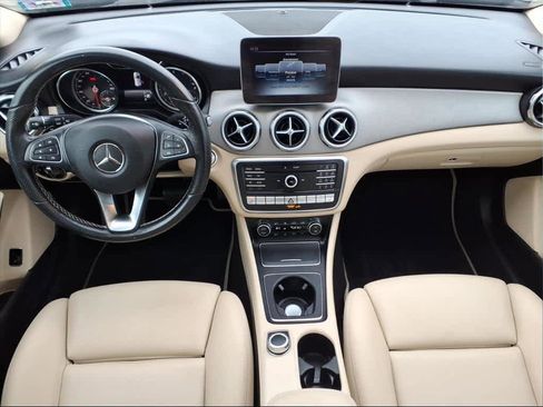 Used 2019 Mercedes-Benz GLA 250 4MATIC image 8