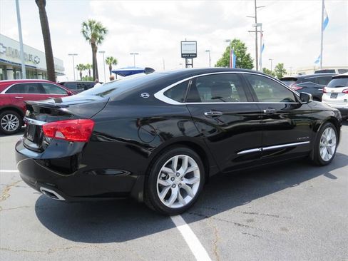Used 2014 Chevrolet Impala LTZ FWD image 3