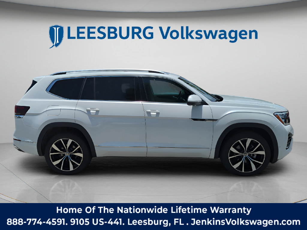 Certified 2026 Volkswagen Atlas SEL Premium R-Line AWD/4WD image 3