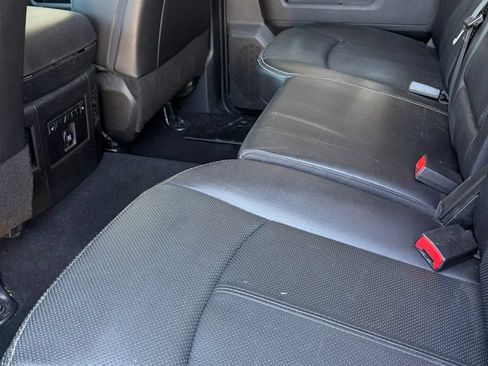 Used 2017 RAM 1500 Laramie w/ Convenience Group AWD/4WD image 16