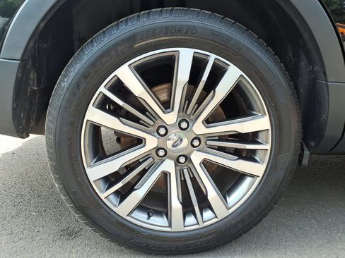 Used 2016 Ford Explorer Platinum AWD/4WD image 25