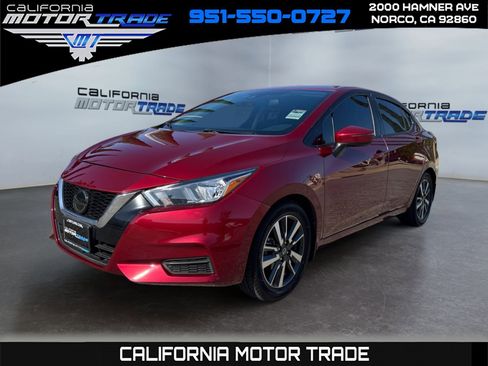 Used 2021 Nissan Versa SV image 1