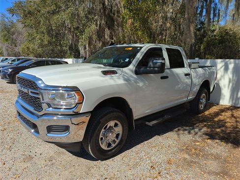 Used 2024 RAM 2500 Tradesman w/ Chrome Appearance Group image 3