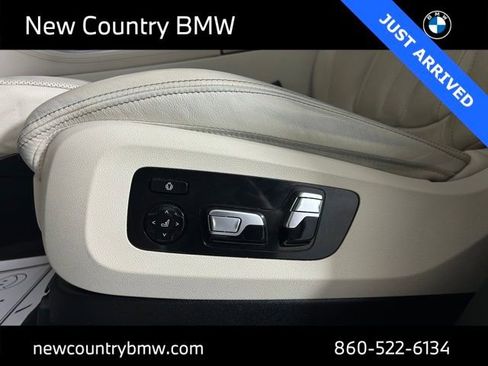 Used 2022 BMW X5 xDrive45e w/ M Sport Package image 14