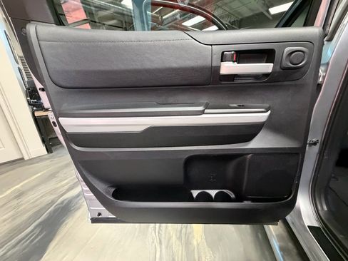 Used 2018 Toyota Tundra SR5 w/ TRD Off Road Package image 50