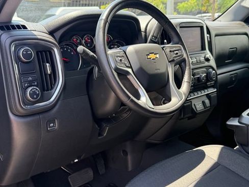 Used 2022 Chevrolet Silverado 1500 Limited LT RWD image 11