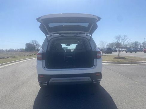 Used 2023 Honda Pilot Touring image 18