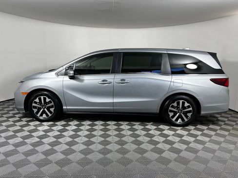 Used 2025 Honda Odyssey EX-L image 8