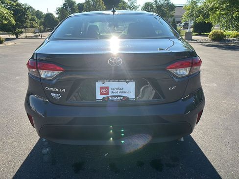 Used 2024 Toyota Corolla LE FWD image 24