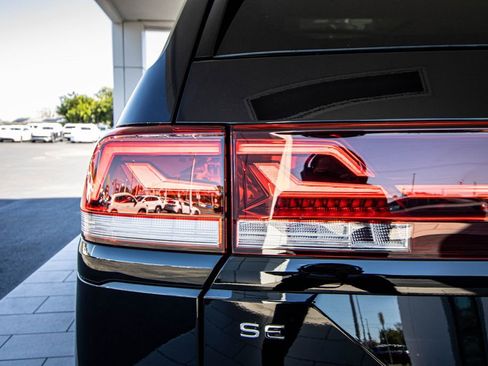 New 2026 Volkswagen Atlas Peak Edition image 16