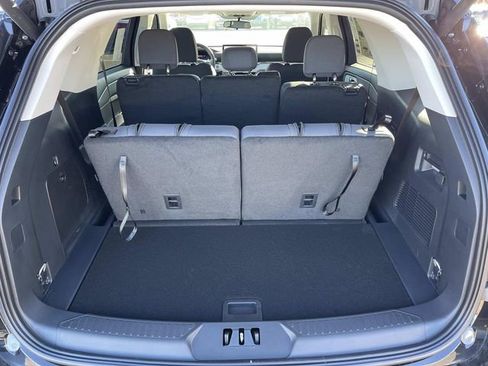 New 2026 Ford Explorer Active image 12