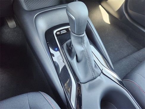 Certified 2025 Toyota Corolla SE image 16