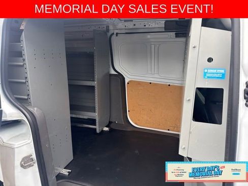 Used 2022 Ford Transit Connect XLT FWD image 13
