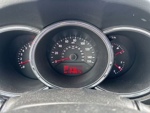 Used 2012 Kia Sorento LX image 27