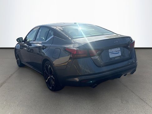 Used 2024 Nissan Altima 2.5 SR image 6