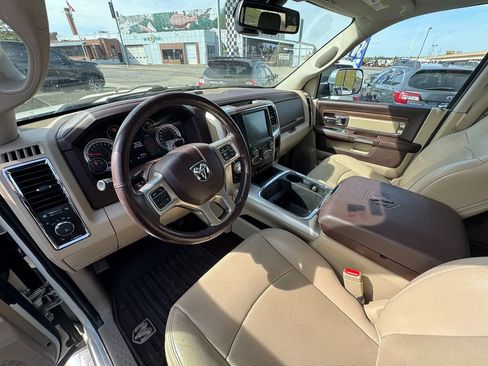 Used 2017 RAM 1500 Laramie AWD/4WD image 15