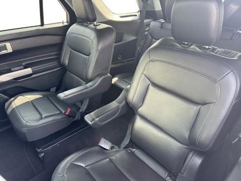 Certified 2022 Ford Explorer XLT w/ Equipment Group 202A RWD image 13