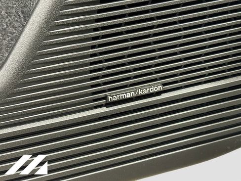 New 2026 Subaru Outback Touring XT image 21