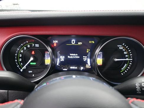 Used 2023 Jeep Wrangler Unlimited Rubicon 4xe AWD/4WD image 14