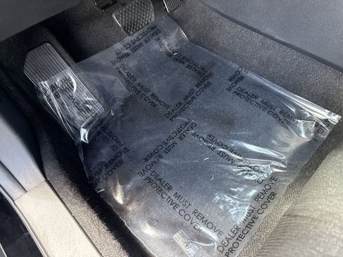 Certified 2024 Honda Accord EX image 17