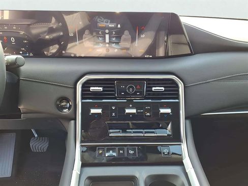 New 2026 Nissan Armada SV image 19