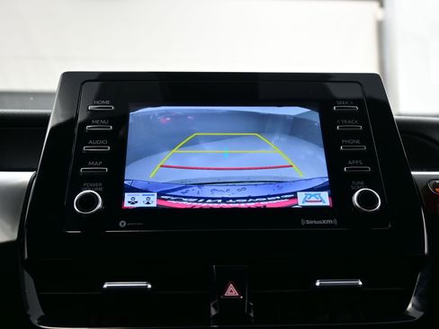 Used 2024 Toyota Camry SE w/ Convenience Package image 18